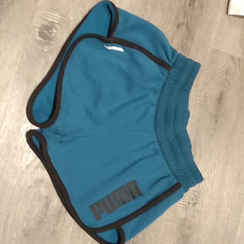 Shorts - Picture 1 of 2